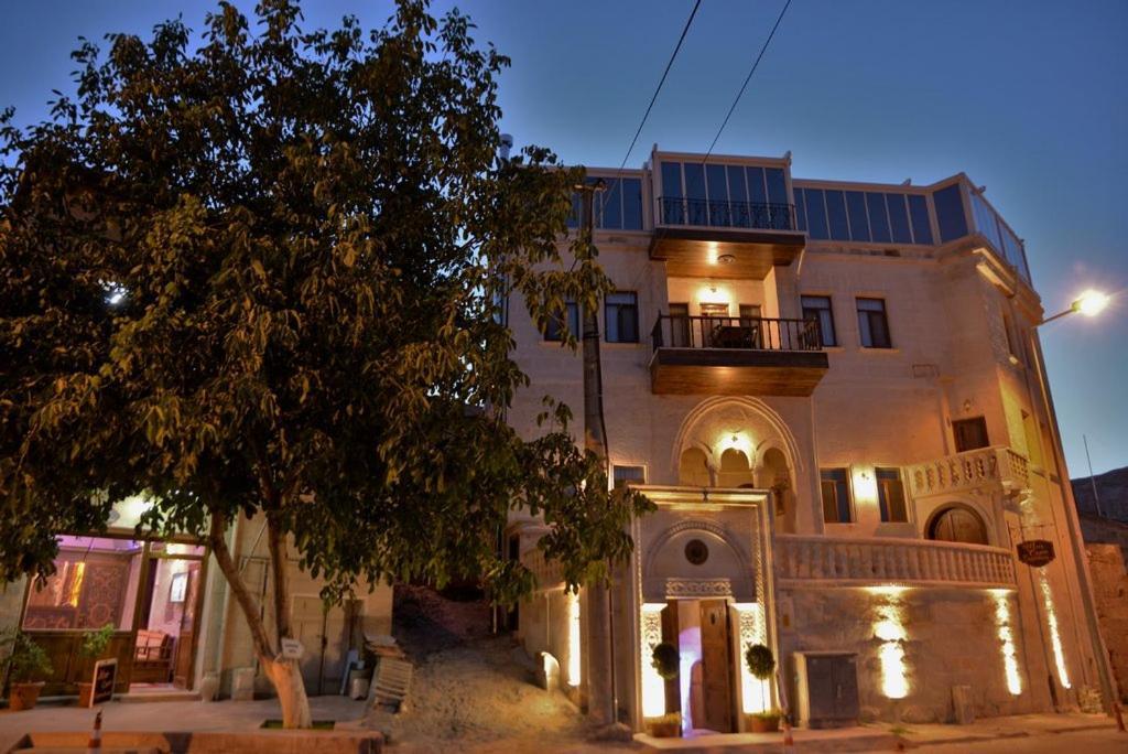La Perla Cave Cappadocia Bed & Breakfast Юргюп Екстериор снимка
