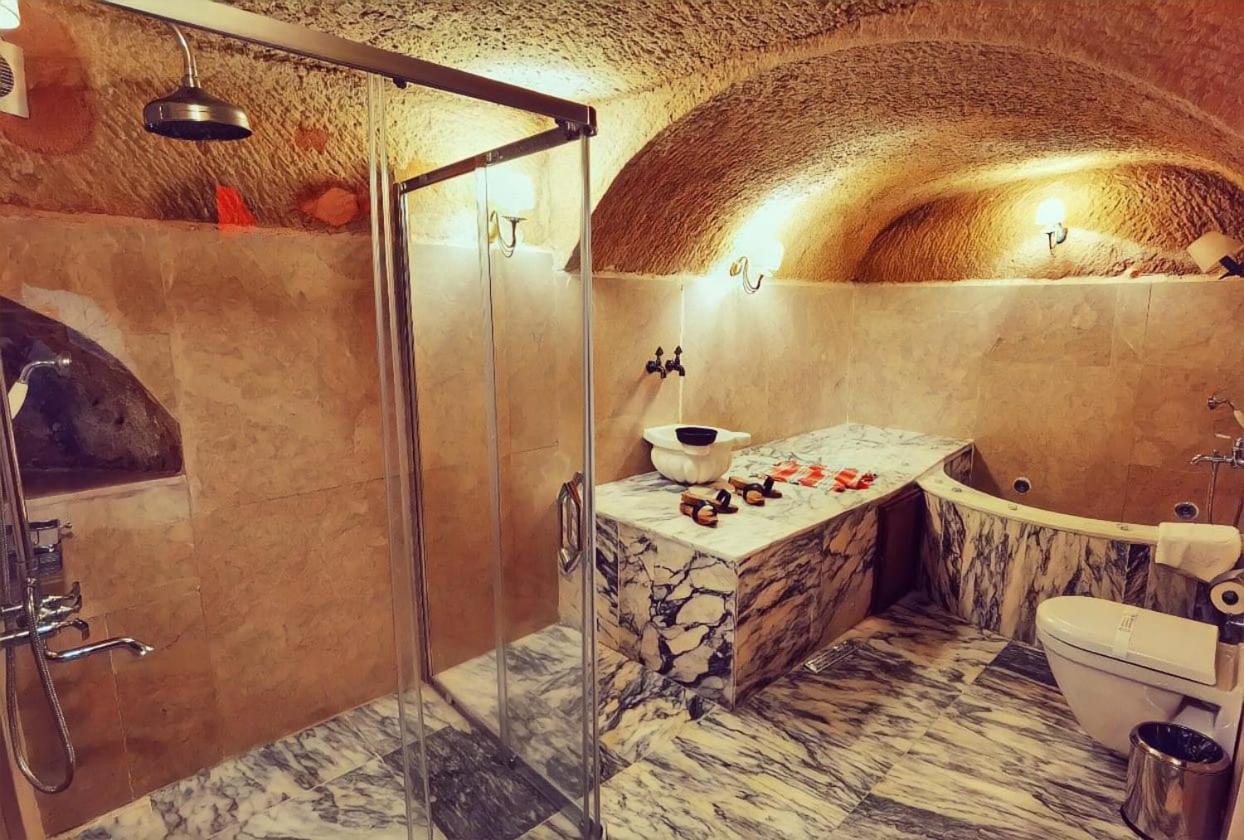 La Perla Cave Cappadocia Bed & Breakfast Юргюп Екстериор снимка