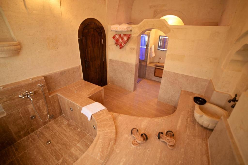 La Perla Cave Cappadocia Bed & Breakfast Юргюп Екстериор снимка